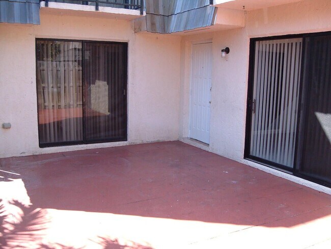 Foto del edificio - 1714 Forest Lakes Cir