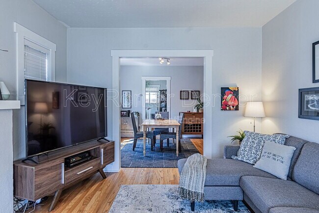 Foto del edificio - 555 Harrison St