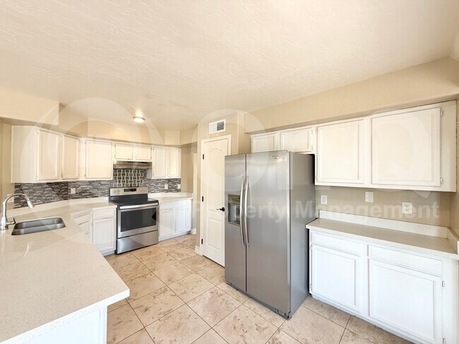 Foto del edificio - 877 W Shellfish Dr