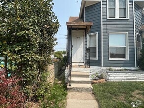 Building Photo - 240 Ford Ave