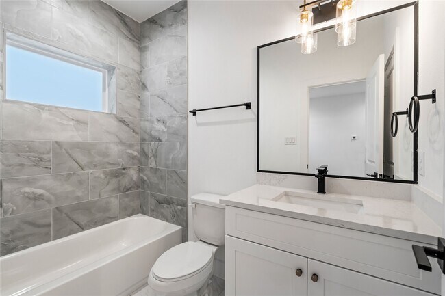 Foto del edificio - 4039 Buck St