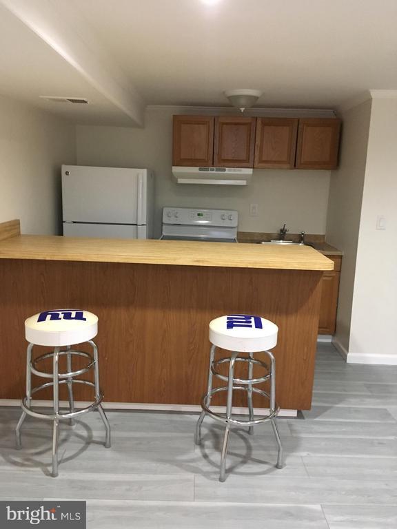 Foto del edificio - 819 Heron Dr