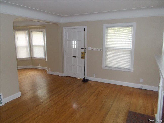 Foto del edificio - 232 E Woodland St