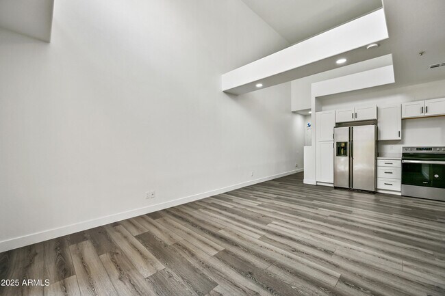 Building Photo - 15679 N 29th St