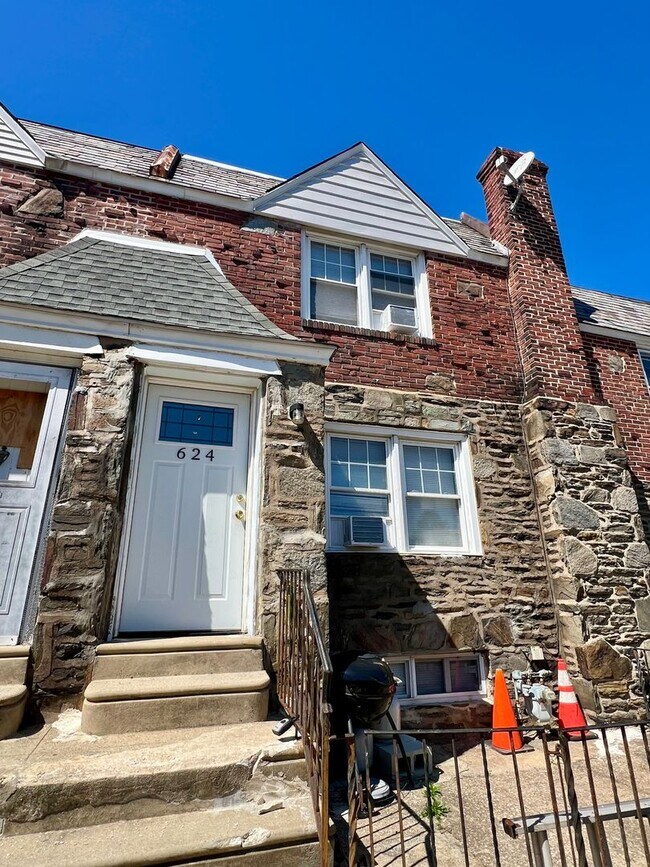Foto del edificio - 624 Briarcliff Rd
