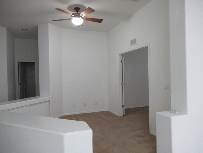 Building Photo - Nice 4 Bedroom Home in North East Mesa!