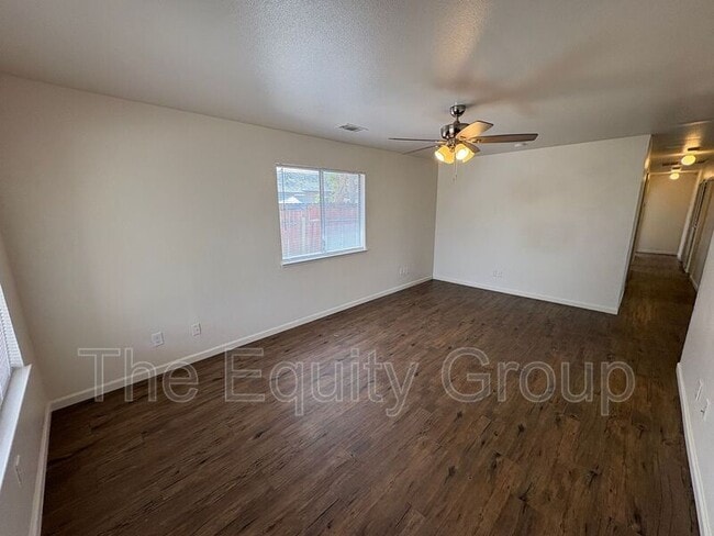 Foto del edificio - 514 N Summers St