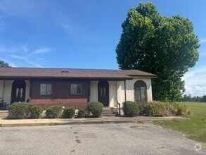 Building Photo - 2337 Fillmore Dr