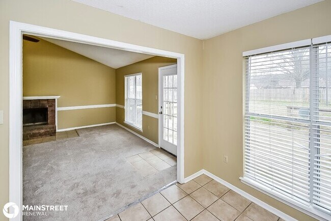 Foto del edificio - 6620 Jamestown Dr