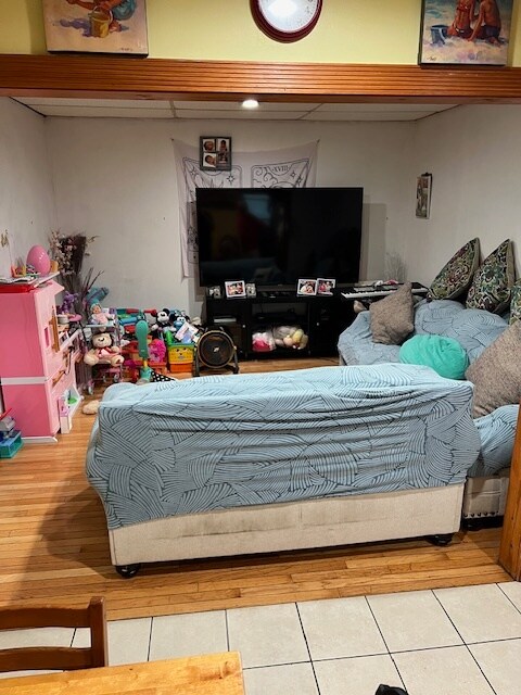 living room - 101 Berkshire Ave