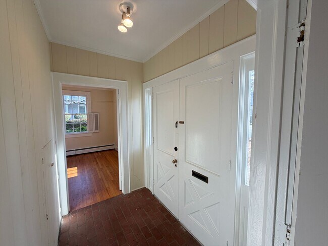 Foto del edificio - Mitchell College Historic District - 3BR / 4BA