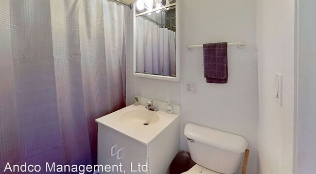 Foto del edificio - 1313 W Addison St