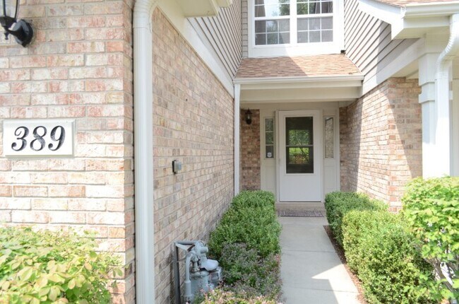 Building Photo - 389 Bloomfield Ct