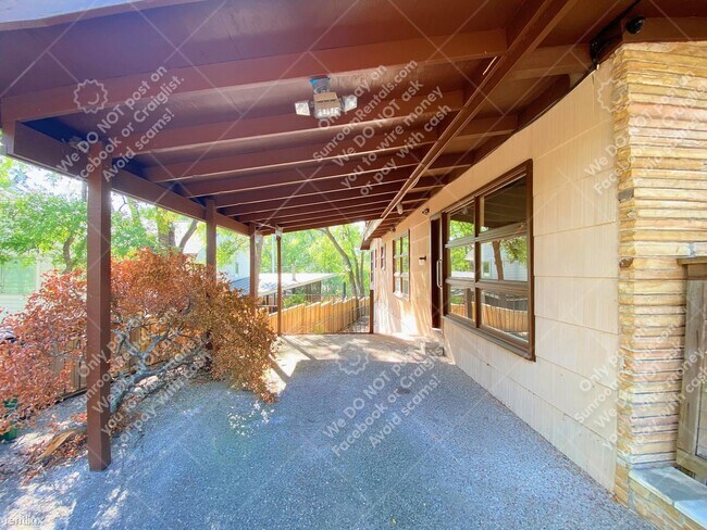 Building Photo - 2 br, 1 bath House - 2602 Rae Dell Ave