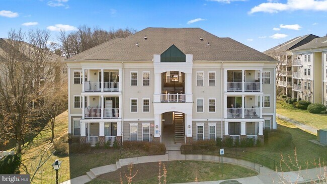 Building Photo - 13304 Kilmarnock Way