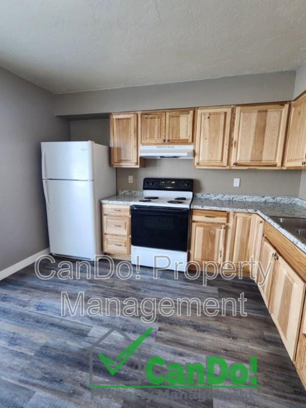 Building Photo - 209 Carol Dr