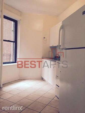 Building Photo - 21 W 110th St