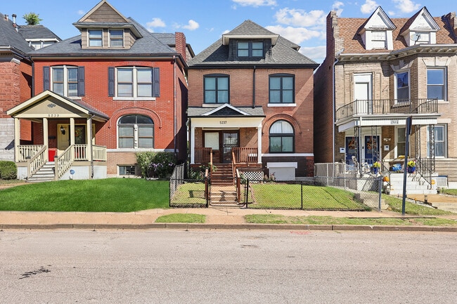 Building Photo - 5237 Enright Ave