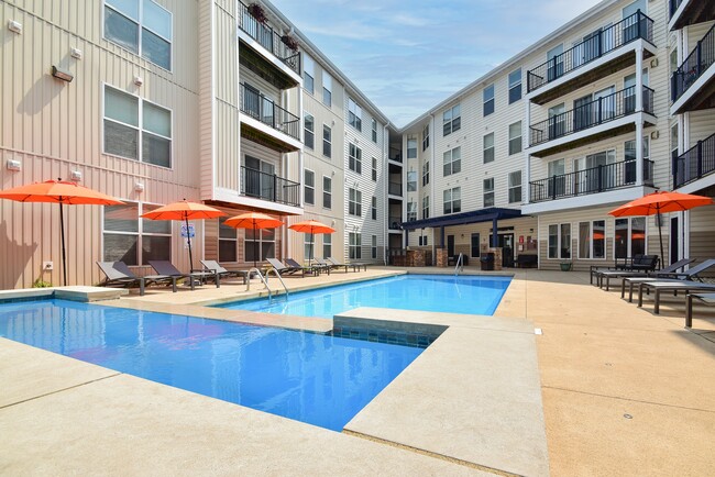 Building Photo - Kenyon Square Apartments