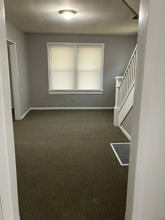 Foto del edificio - 636 Chittenden St