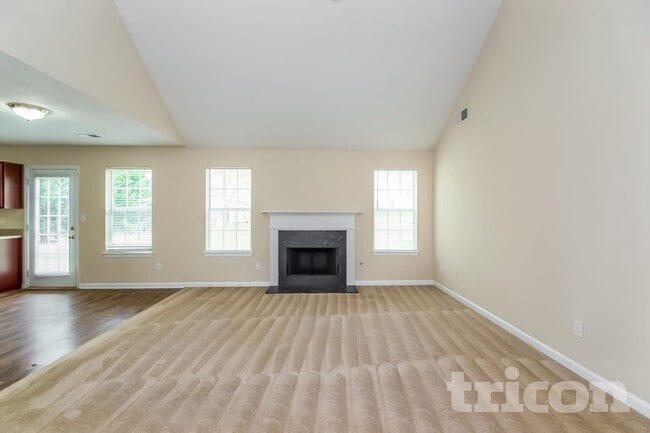 Foto del edificio - 25 Zebulon Pl