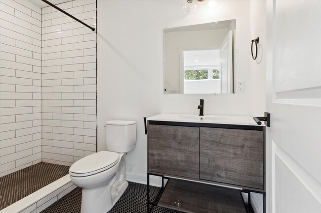 Photo - 1514 Master St Apartment