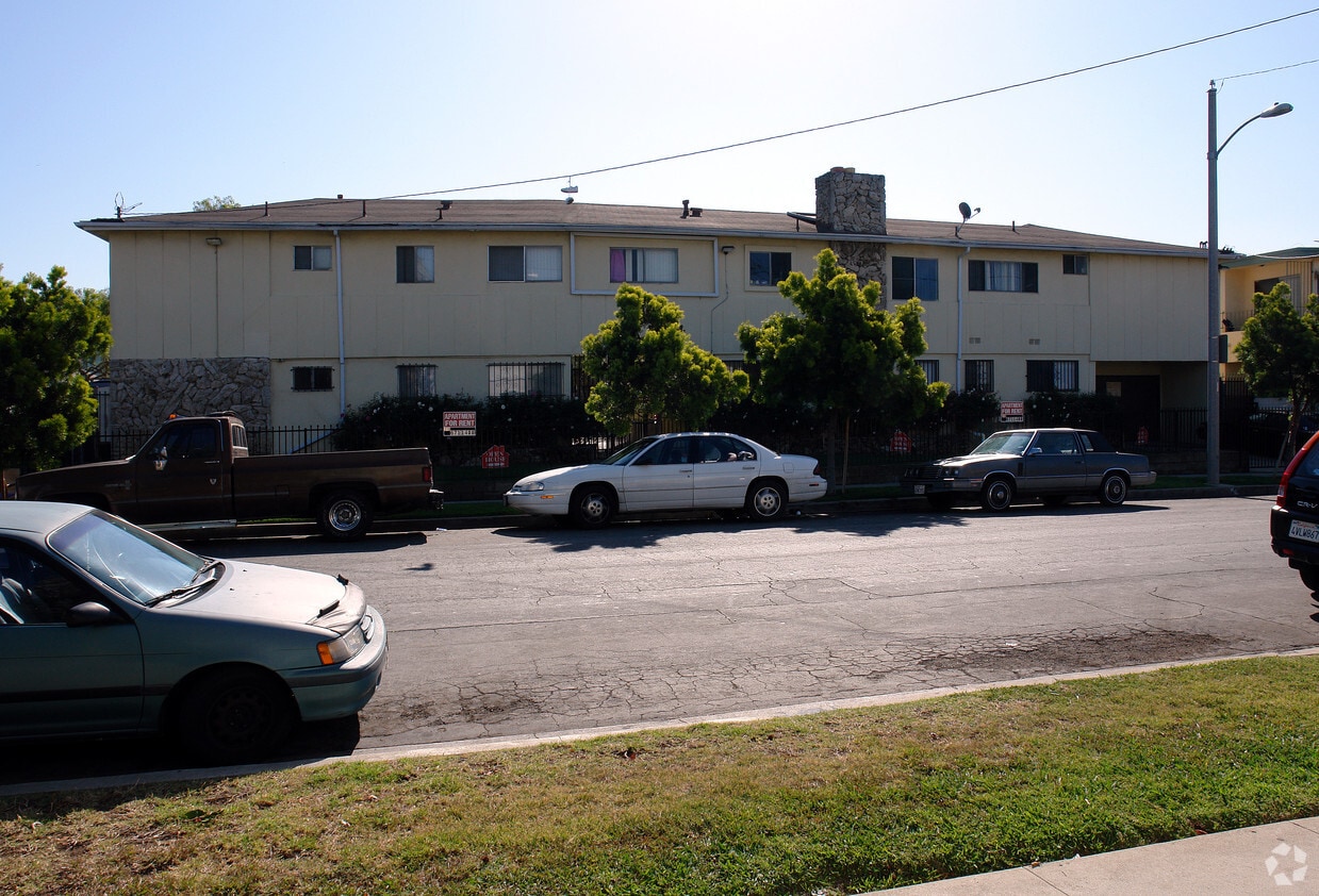 728 N Market St. - 728 N Market St