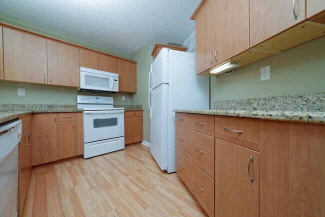 Foto del edificio - 8353 Trent Ct