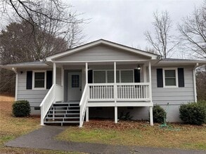 Building Photo - 3218 Macedonia Rd