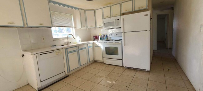 Foto del edificio - 8289 Pelican Rd