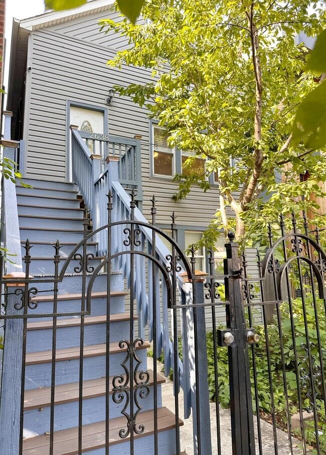 Building Photo - 2638 W Belden Ave