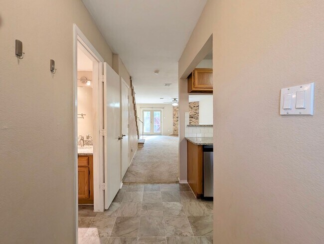 Foto del edificio - Cozy condo in Euless!!!