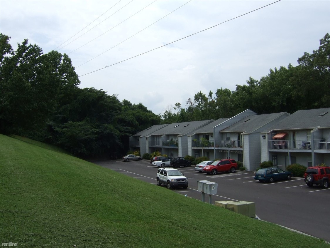 Building Photo - 201 Bogart Dr