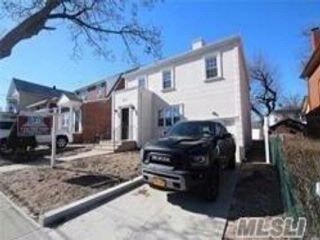 Primary Photo - 82-66-82170 170th St
