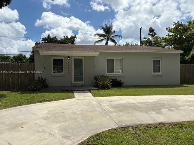 Foto principal - 14941 Tyler St