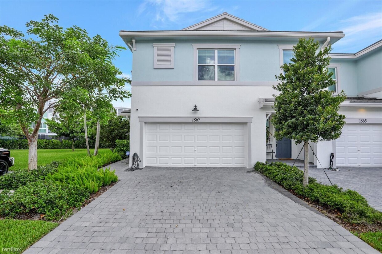 Primary Photo - 3 br, 2.5 bath House - Deerfield Crossing