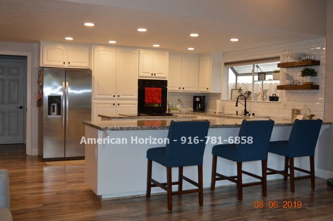 Building Photo - 2104 Van Ness Dr