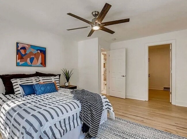 Foto del edificio - High end Hilltop 3br/2.5 bath with office,...