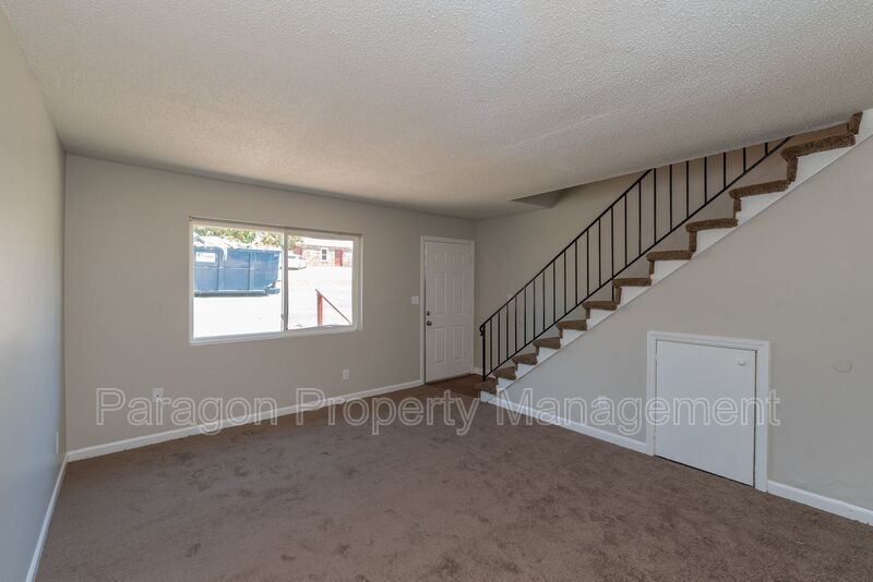 Primary Photo - 2461 Damascus Rd