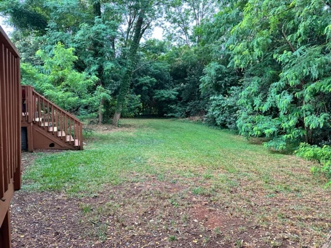Foto principal - Charming 2 bed/1bath in North Raleigh