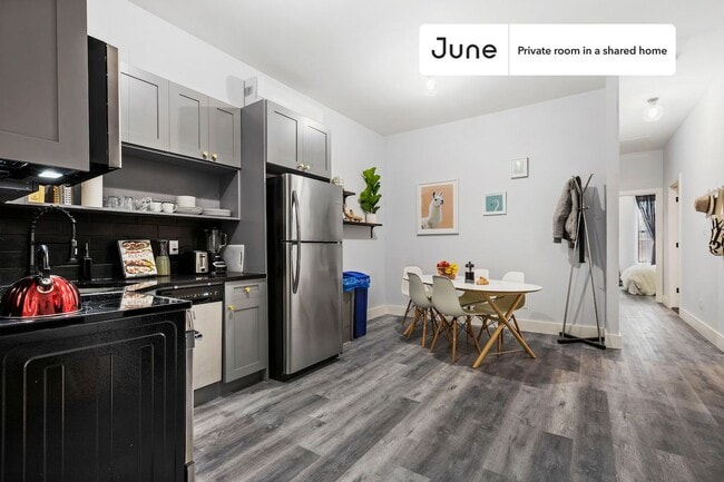 Foto del edificio - Room in Shared 5.0 bed/2.5 bath home