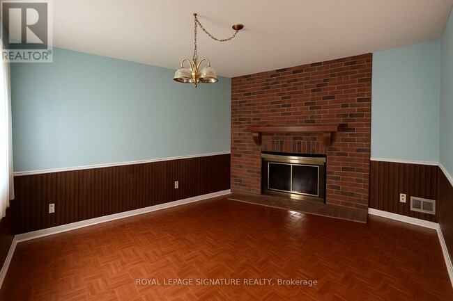 Building Photo - 3194 Renton Rd