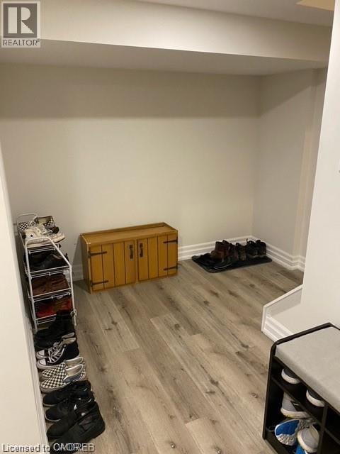 Photo du bâtiment - 482 E 37th St