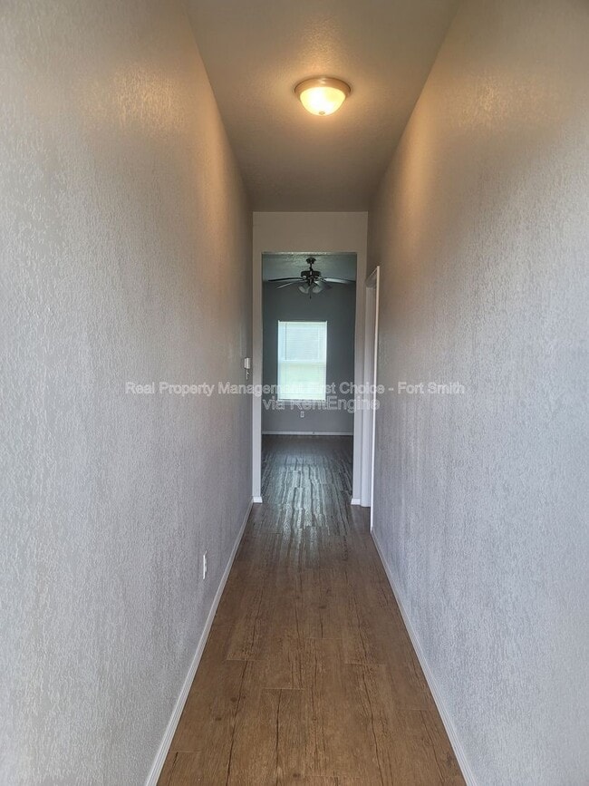 Building Photo - 2100 Ingalls Ln
