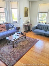 Building Photo - 170 Maple St