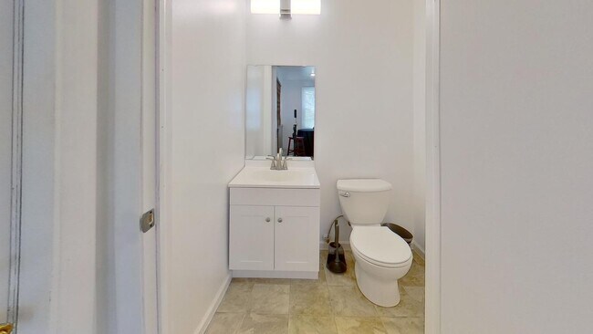 Foto del edificio - 8149 Trevellian Way