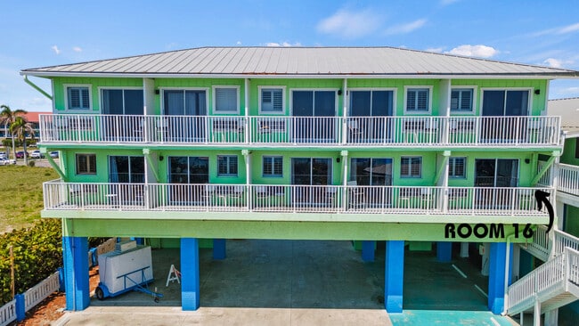 Building Photo - 110 S Ocean Dr