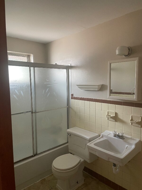 Foto del edificio - 1024-1028 8th St