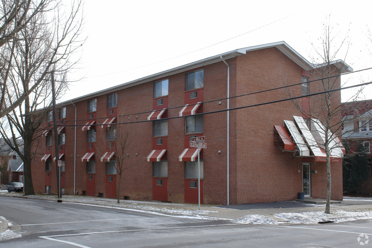 Primary Photo - Dorchester House Apartments