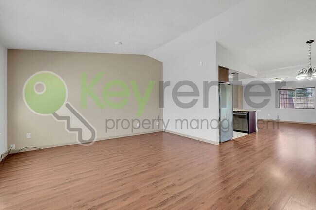 Foto del edificio - 7137 Reyn Oaks Way